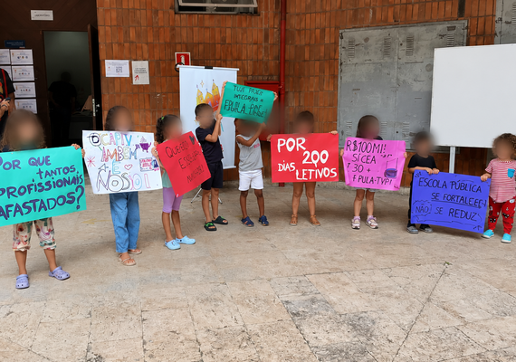 Pais de alunos de colégio da Ufal protestam e cobram mudanças
