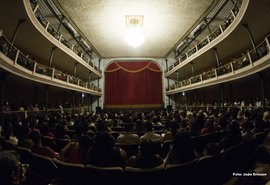 2021: o ano do reencontro presencial no palco do Teatro Deodoro