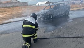 Carro pega fogo em AL e bombeiros agem para evitar explosão; saiba mais