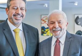 Lula e Lira fazem acordo sobre emendas; PEC passa no 1º turno