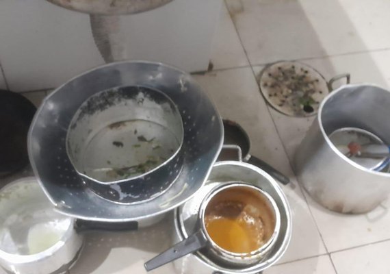 Restaurante é fechado após ser encontrado em condições insalubres em Maceió