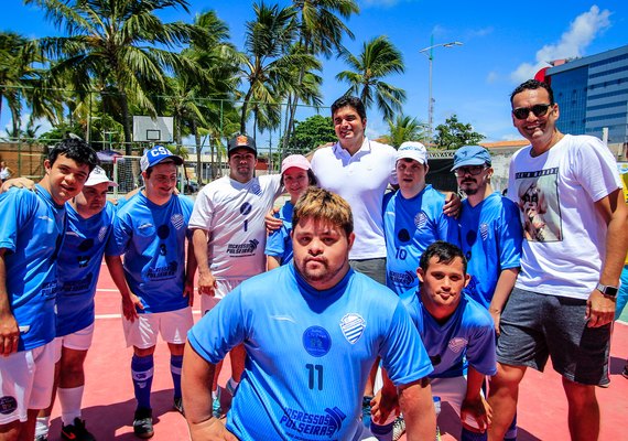 Praia Acessível celebra Dia Internacional da Síndrome de Down