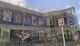 Diteal expõe obras nas paredes de vidro do Complexo Cultural Teatro Deodoro