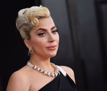 Amigos desconfiam de casamento secreto de Lady Gaga com empresário
