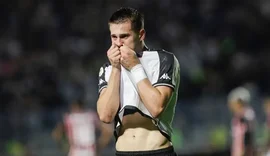 Estrella treina separado no Vasco após retorno antecipado do empréstimo ao CRB