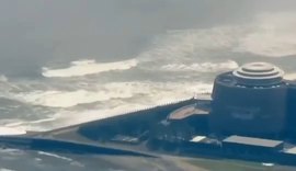 Japão evacua cidades após forte terremoto e alerta de tsunami