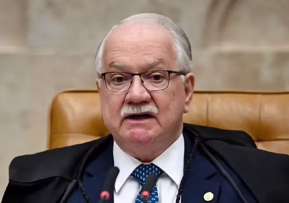Fachin dá 24 horas para Mendonça abrir sigilo total do caso Master