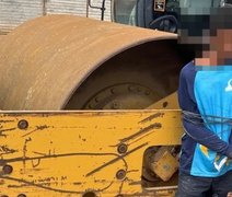 Homem é amarrado por vigilante após tentativa de furto em obra de ciclovia em Arapiraca