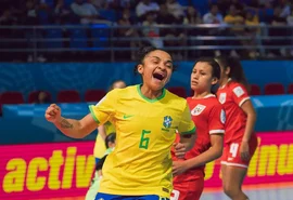 Brasil atropela Panamá e avança às quartas do Mundial de Futsal Feminino