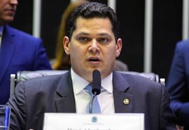 Alcolumbre pede investigação de fraude da eleição da Mesa