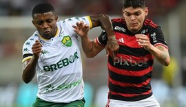 Flamengo sai atrás, mas empata com Cuiabá e mantém liderança do Brasileiro