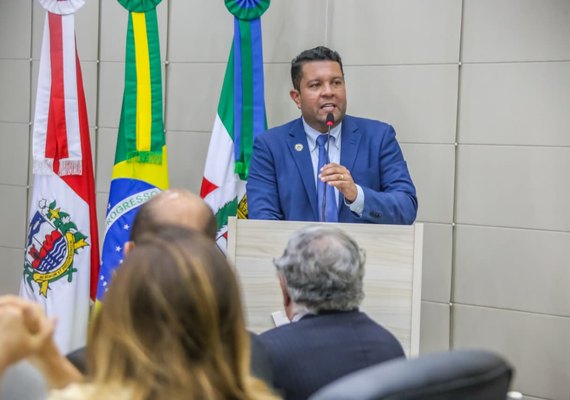 Vereador Allan Pierre tem alta produção na Câmara de Maceió, sendo autor de quase 200 matérias legislativas