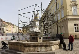 Russos atacam base militar a 25 quilômetros da Polônia