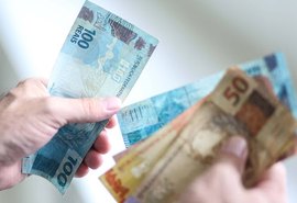 Governo propõe salário mínimo de R$ 1.147 em 2022, sem aumento real