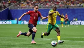Tchéquia marca cedo, mas África do Sul busca empate nos minutos finais