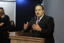 Projeto que concede o passe livre em ônibus durante as eleições é aprovado na CCJ