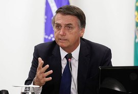 Não há plano B, economia é 100% com Guedes, diz Bolsonaro a jornal