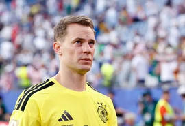 Neuer se aposenta da Alemanha após eliminação para o Paraguai
