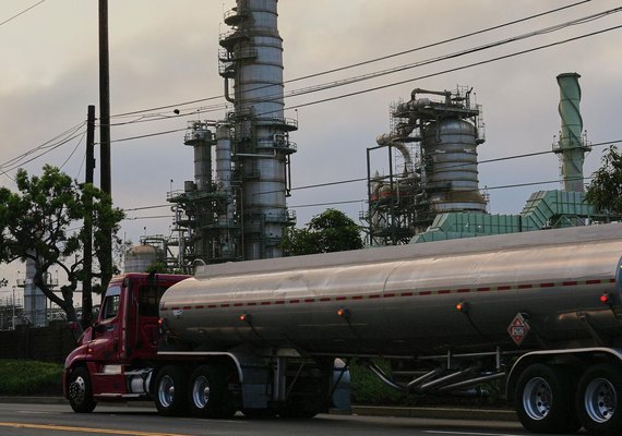 Preço do petróleo cai após anúncio de cessar-fogo entre EUA e Irã