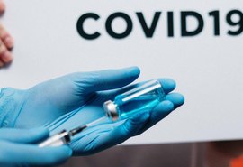 China aprova testes humanos em estágio inicial para duas vacinas