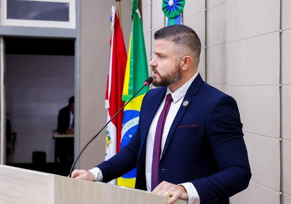 Câmara promulga lei de Thiago Prado que premia guardas municipais
