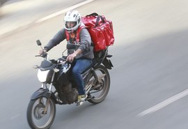 Supremo retoma julgamento sobre vínculo trabalhista de motoristas de aplicativo