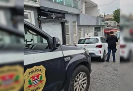 Mulher morre com rosto dilacerado e filha culpa filhotes de cachorro