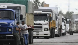 Benefícios emergenciais de caminhoneiros e taxistas começam a ser pagos em agosto