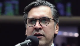 Isnaldo Bulhões volta a ser citado em articulações para o Governo de Alagoas