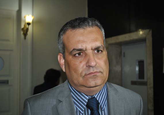 Gaspar confirma candidatura, mas pode se tornar inelegível