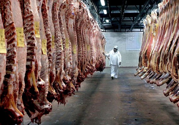 Mês de outubro: carne bovina tem queda de 43% nas exportações e 31% na receita