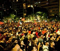 Estudantes ocupam ruas em apoio a Lula e apostam em virada no segundo  turno