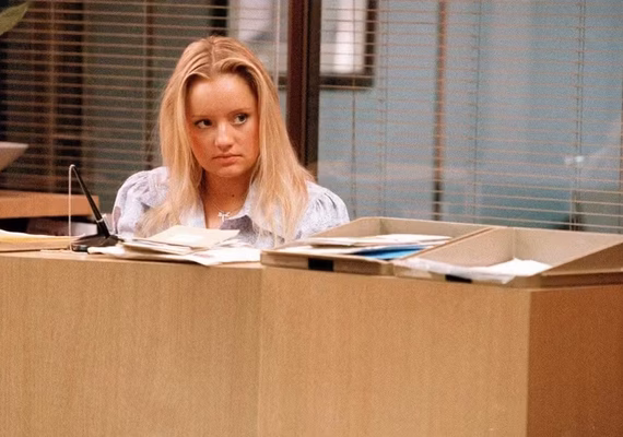 Lucy Davis revela câncer incurável e diz viver de forma divertida possível