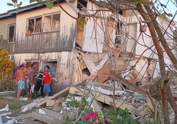 Rastro de destruição: imagens mostram escombros após explosão em prédio em Maceió