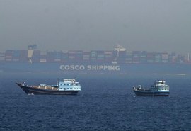 Ataque a navio petroleiro próximo ao Estreito de Ormuz é confirmado por autoridades