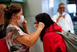 Brasil registra 709 mortes por Covid-19 neste sábado (15)