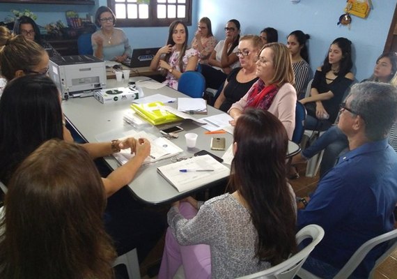 Audiência garante direitos de crianças em unidades
