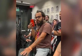 Homem que chamou deputada de 'feia' e 'horrorosa' em sessão no Congresso é indiciado