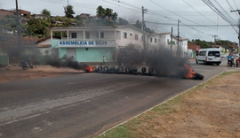 Moradores fazem protesto após atropelamento de pedestre no interior