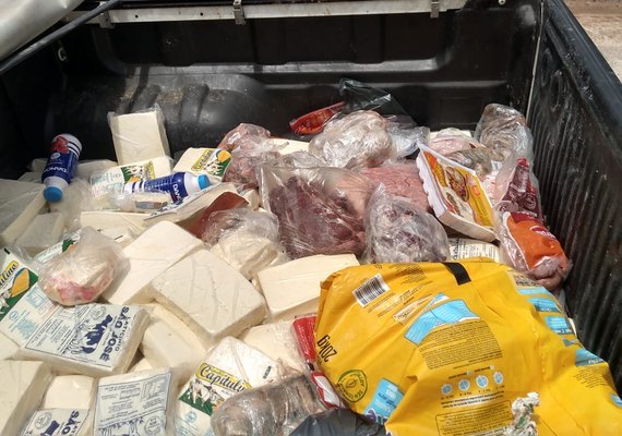 Vigilância Sanitária apreende uma tonelada de alimentos fora da validade em Maceió