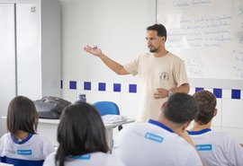 Governo de Alagoas abre inscrições para concurso com 521 vagas para professor