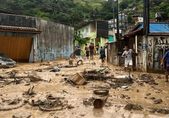 Litoral norte de SP tem mais de 1.700 afetados pelas chuvas; 36 mortes foram confirmadas