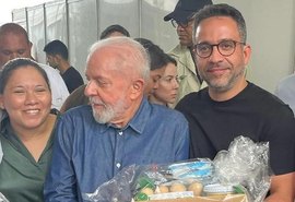 Cooperativas entregam cesta com produtos alagoanos ao presidente Lula