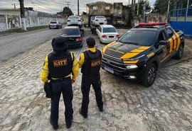 SMTT continua a combater o transporte clandestino de passageiros em Maceió
