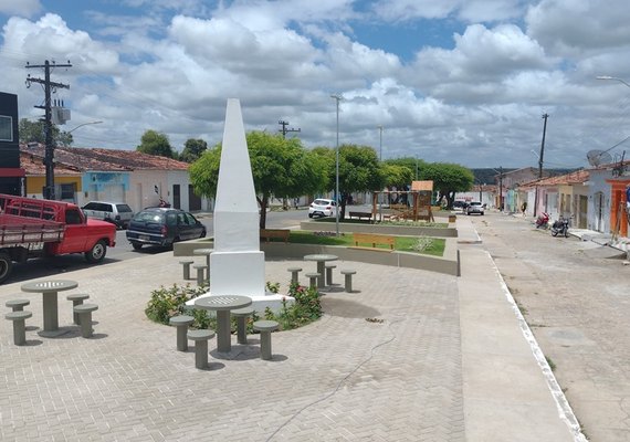 Prefeitura de Penedo inaugura primeira etapa do Programa Meu Bairro Melhor