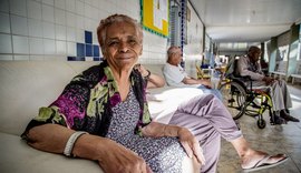 Tema da redação do Enem ajuda a debater etarismo, dizem professores 