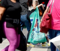 Crise no varejo brasileiro se agrava com juros altos e modelo físico esgotado