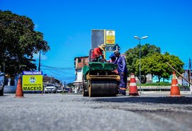 Ruas de Maceió passam por manutenção de vias e drenagem