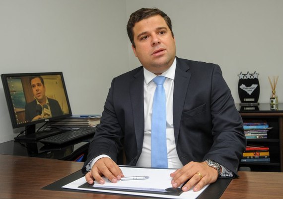 Marcelo Palmeira volta atrás e nega tentativa de fraude em concurso da Câmara