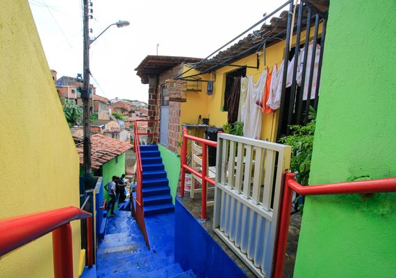 Grota do Oliva, no Jacintinho, recebe ações do Vida Nova nas Grotas